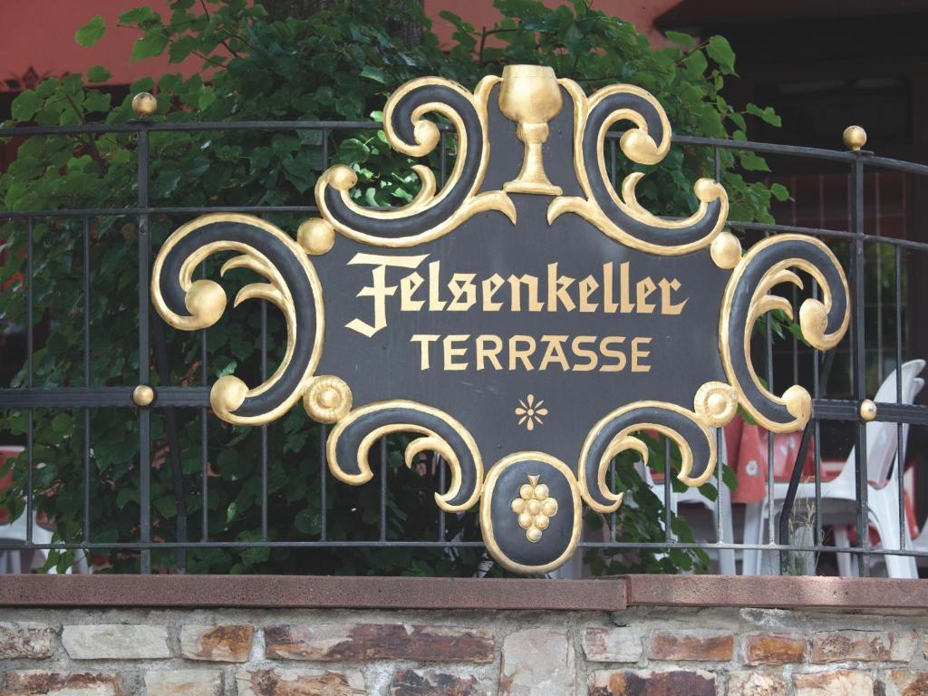 Hotel Felsenkeller Rüdesheim am Rhein Exterior foto
